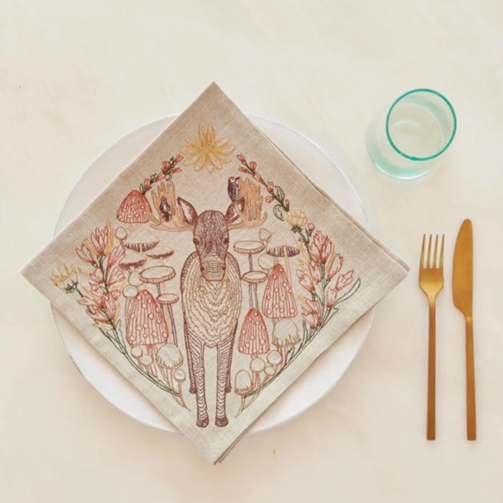 ✨ NWT✨ CORAL & TUSK MOOSE NAPKIN